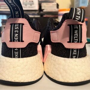 ADIDAS NMD R1 Black & Pink Boost Men’s size 10 Sneakers
